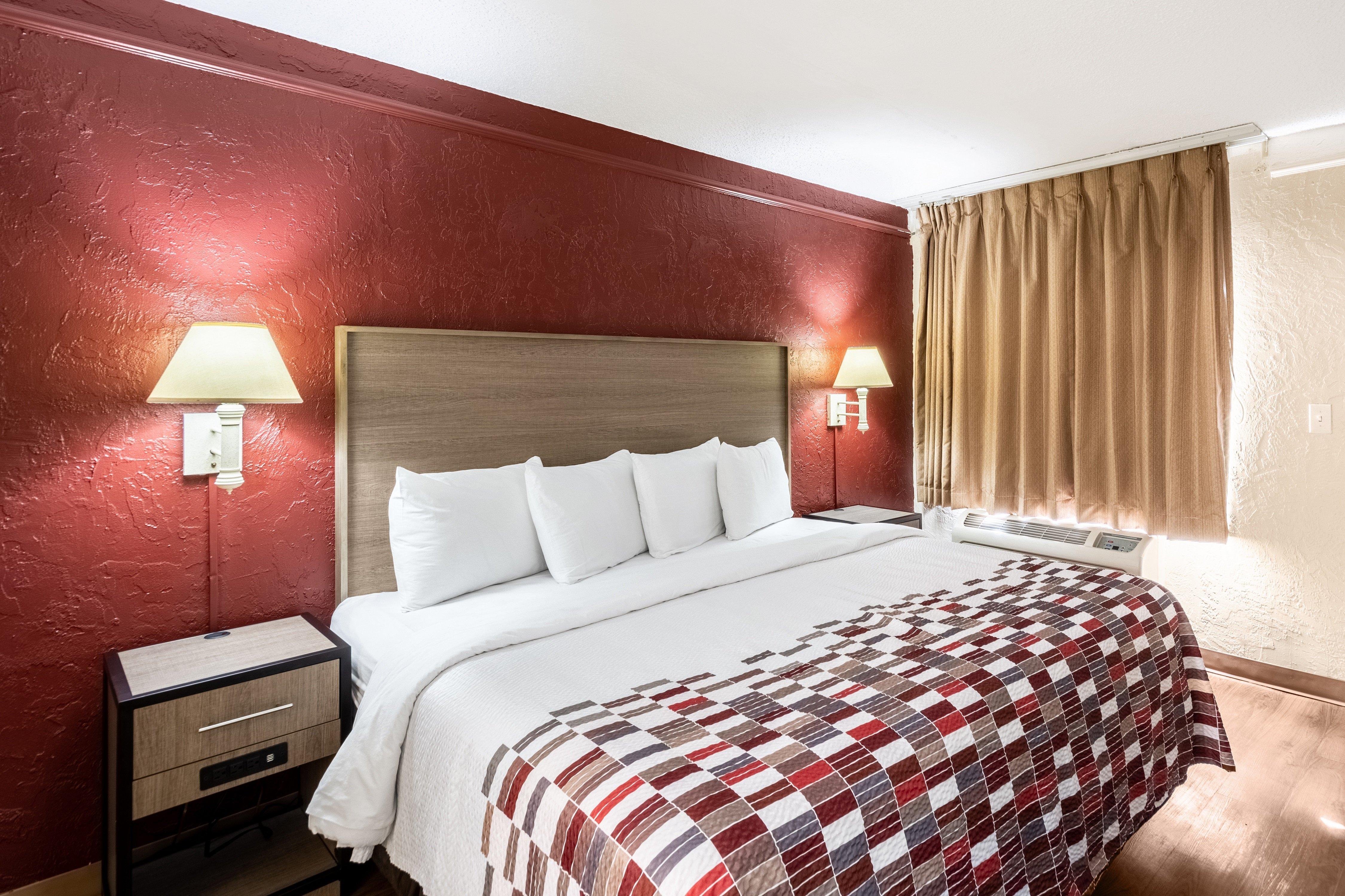 Red Roof Inn Tampa Bay - St. Petersburg Bagian luar foto