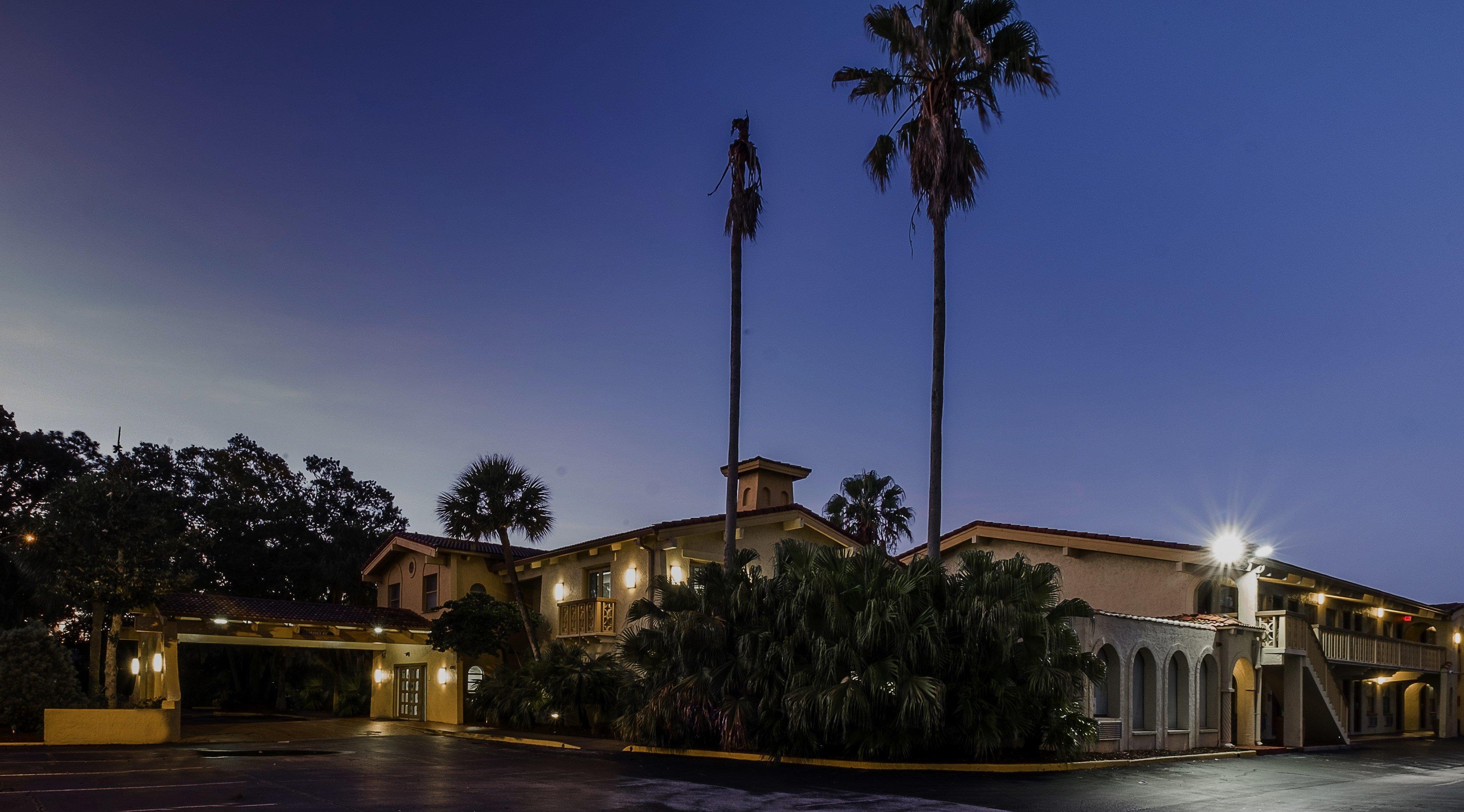 Red Roof Inn Tampa Bay - St. Petersburg Bagian luar foto