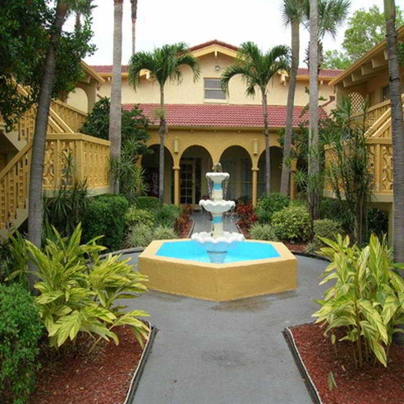 Red Roof Inn Tampa Bay - St. Petersburg Bagian luar foto